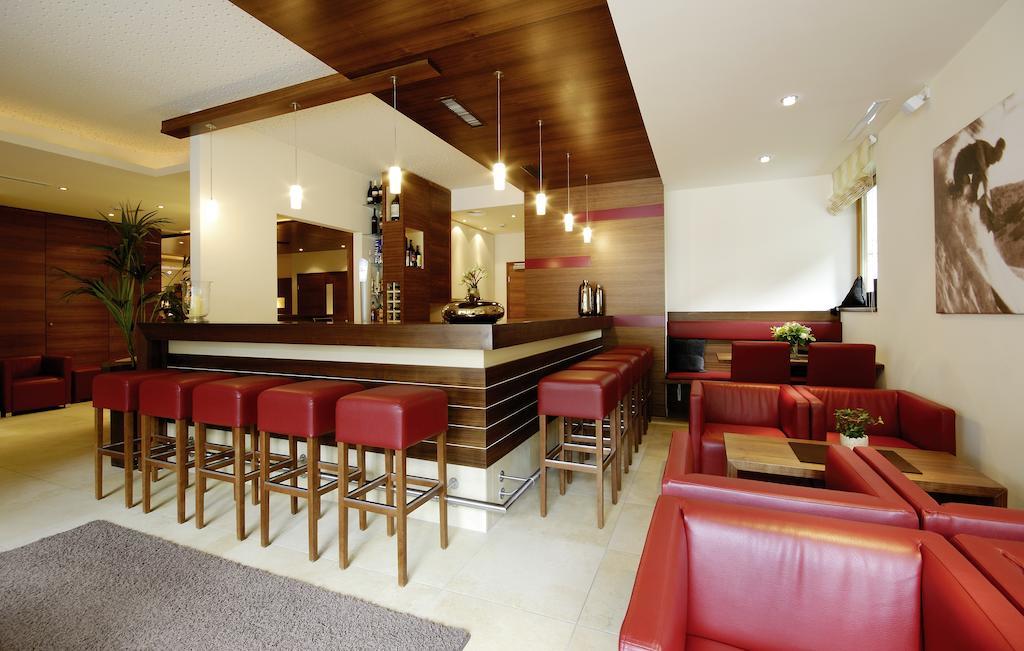 Hotel Rundeck Sankt Anton am Arlberg Restoran gambar